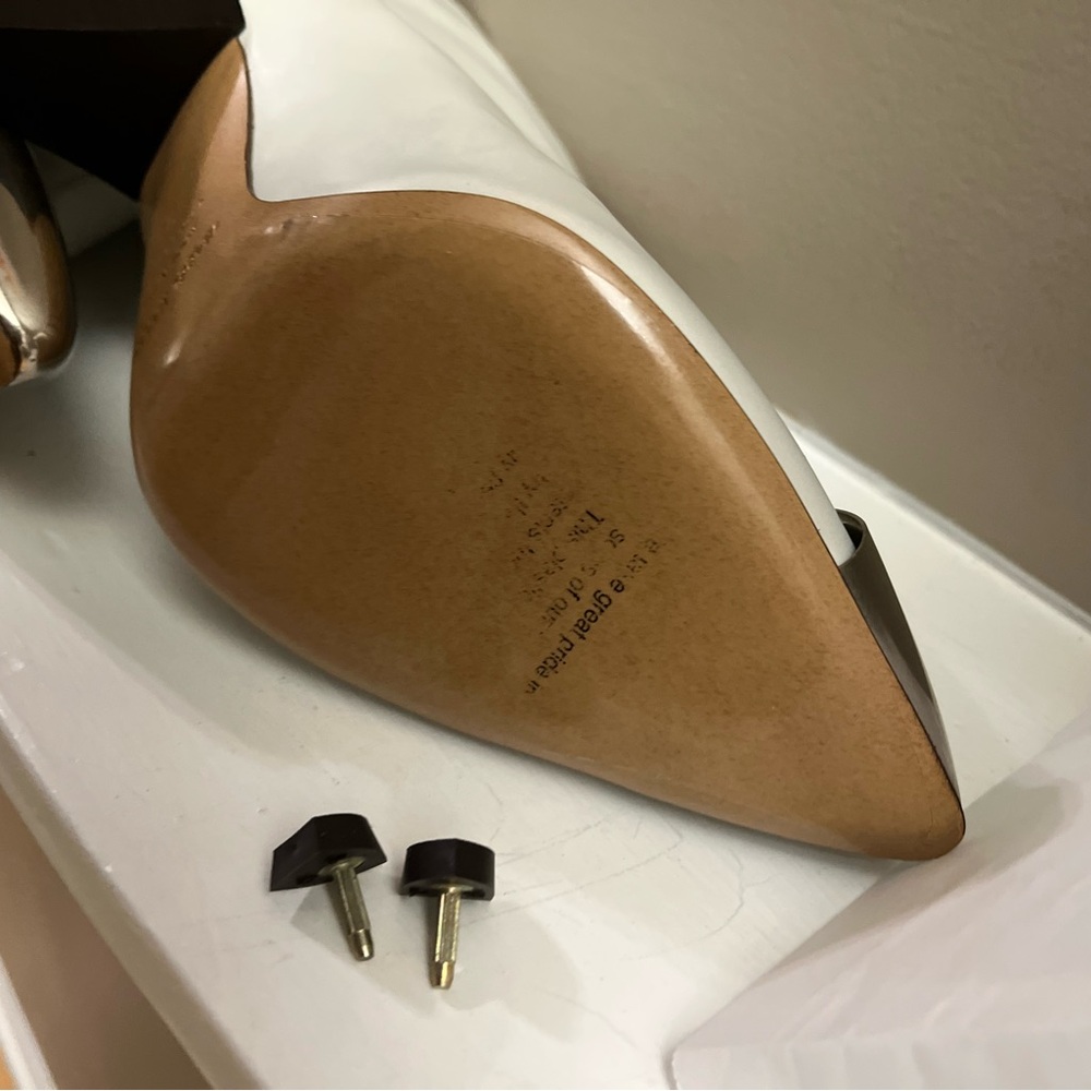 Isabel Marant Adsie Pointed cap toe Bootie - Picture 7 of 13